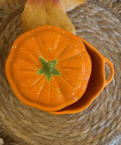 Fuente con tapa de calabaza