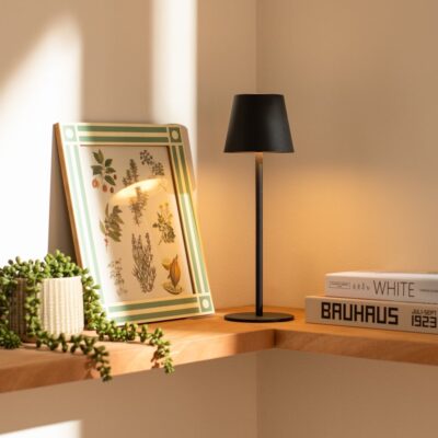 LÁMPARA DE MESA RECARGABLE PEDESTAL